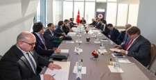 Bakan Çavuşoğlu ABD ve Kanada'daki Türk başkonsoloslarla bir araya geldi